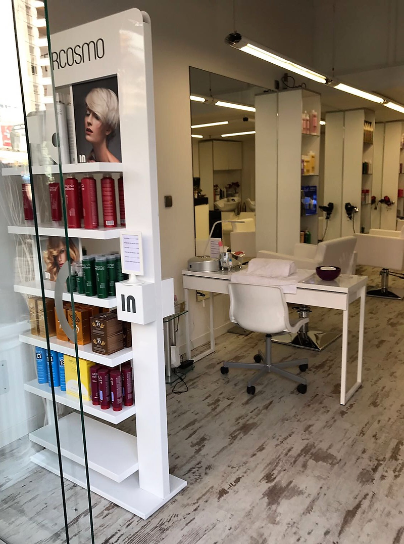 Extreme Peluquer&iacute;a PELUQUERIAS UNISEX