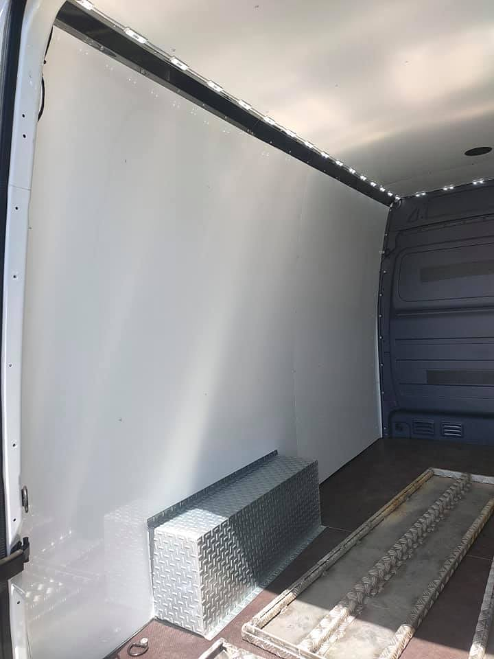 Carrocer&iacute;as Industriales Aurelio 10