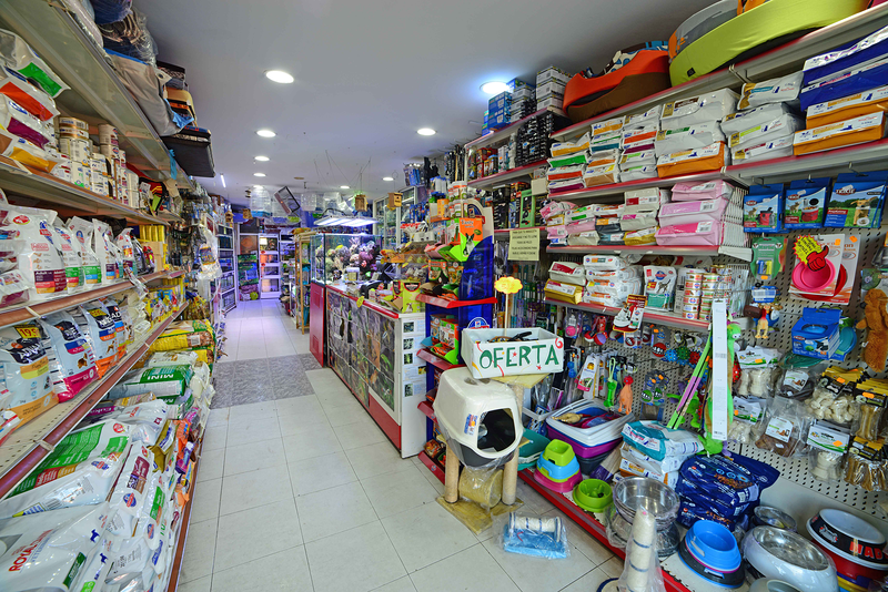 Comercial Veterinaria VETERINARIOS