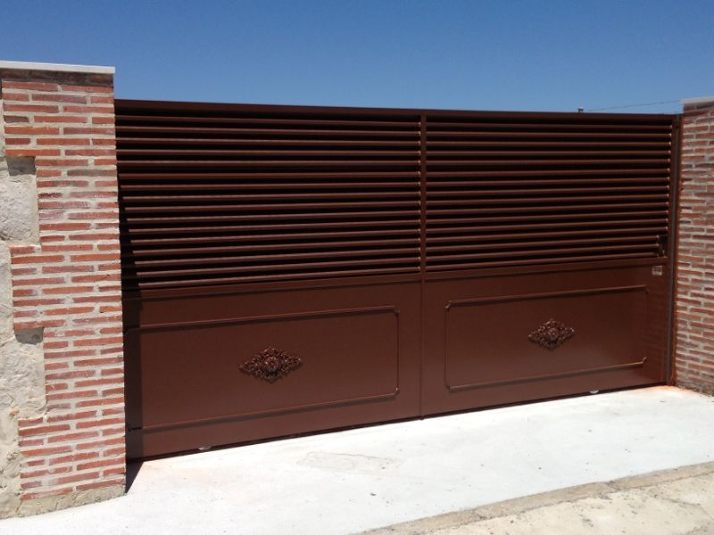 Antonio Mu&ntilde;oz Olmos - Carpinter&iacute;a Met&aacute;lica 7