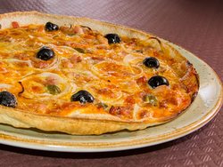 Pizzería La Competencia PIZZERIAS A DOMICILIO Pizzería La Competencia PIZZERIAS A DOMICILIO