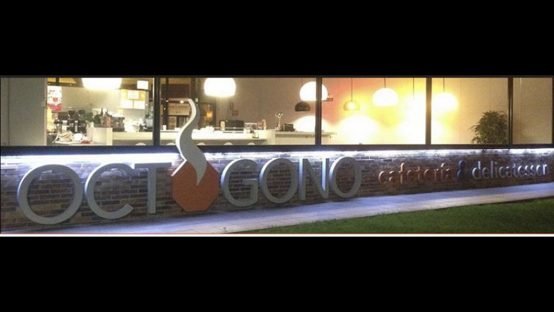 Cafeter&iacute;a Restaurante Oct&oacute;gono RESTAURANTES