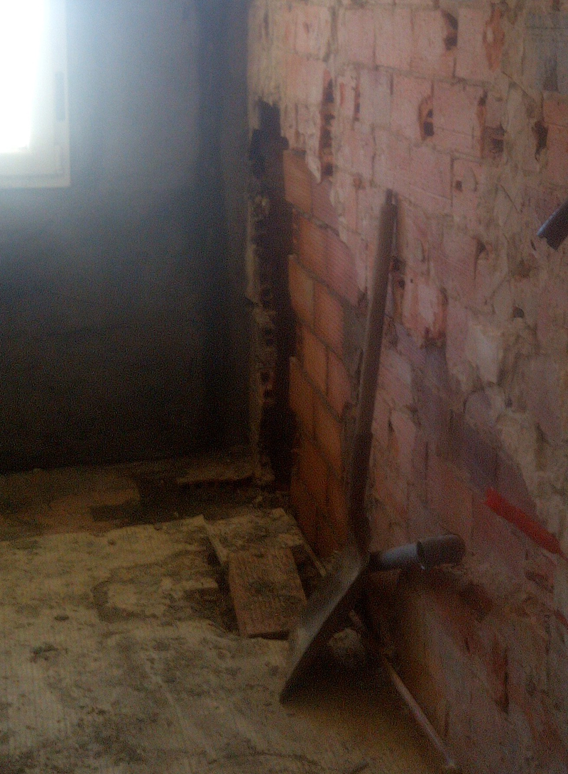 D.V.D. Construcciones 12