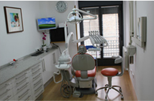 Cl&iacute;nica Dental Santa B&aacute;rbara 2