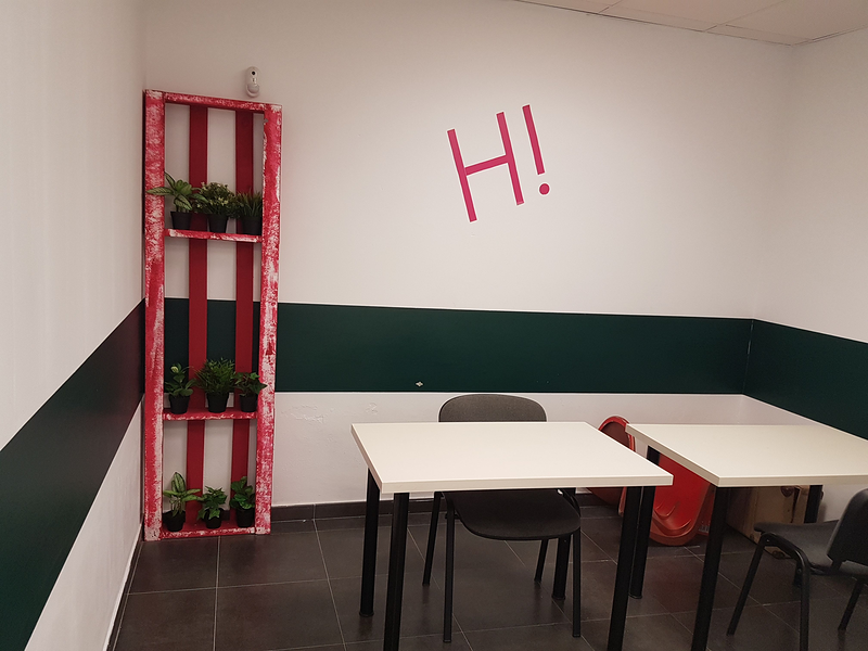 Centro de Estudios AH!CADEMIA ACADEMIAS DE PRIMARIA ESO Y BACHILLERATO