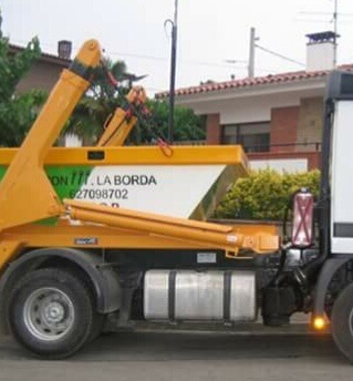 Contenedores La Borda 3