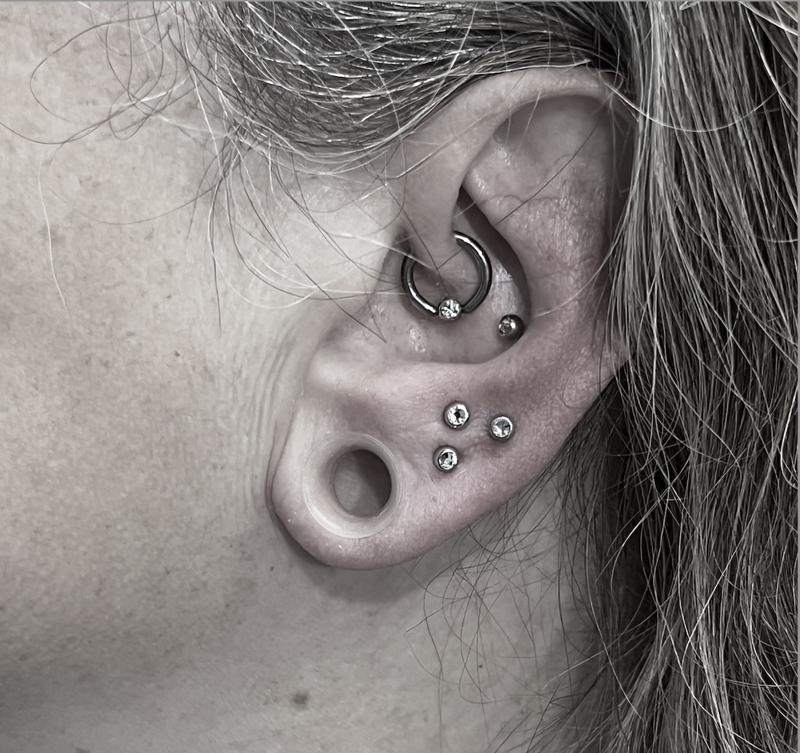 C&uacute;bico Piercing Tattoo 12