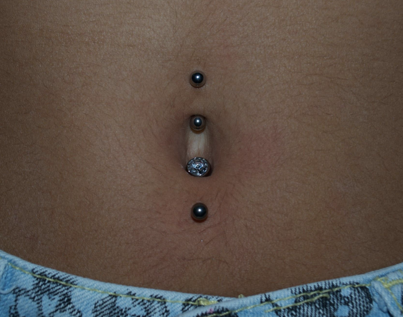 C&uacute;bico Piercing Tattoo 7