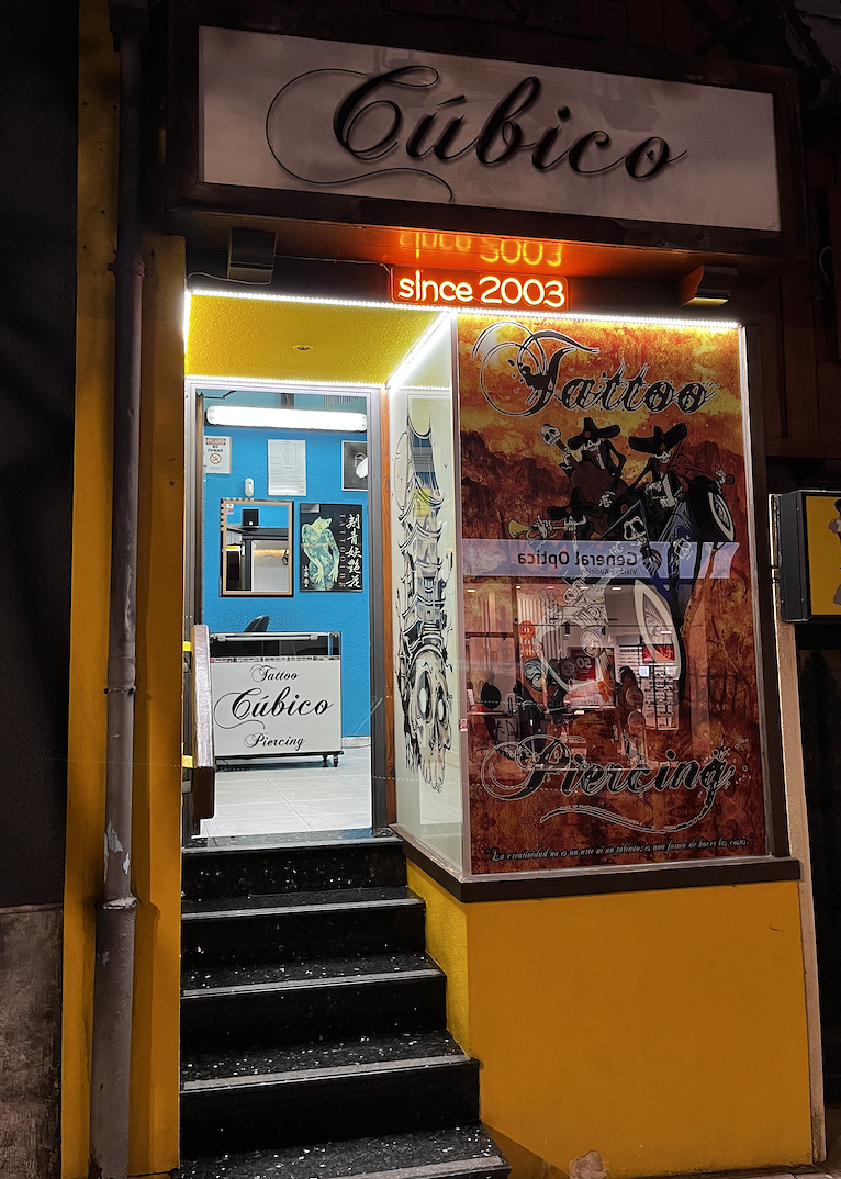 C&uacute;bico Piercing Tattoo 5