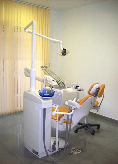 Cl&iacute;nica Dental Mu&ntilde;oz & Mu&ntilde;oz 2