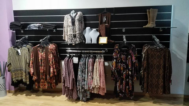 Encarna Barbosa Aparicio ROPA DE SEÑORA: DISTRIBUCION