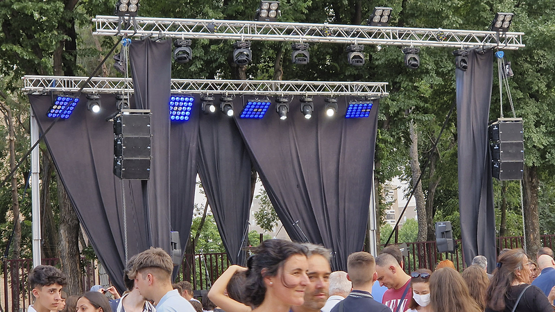 DCPRO S.L. Sonido e Iluminación Profesional 31