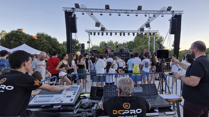 DCPRO S.L. Sonido e Iluminación Profesional 37