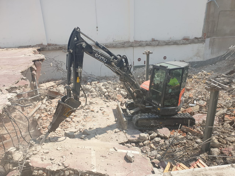 ENMU SANT QUIRZE S.L. 9