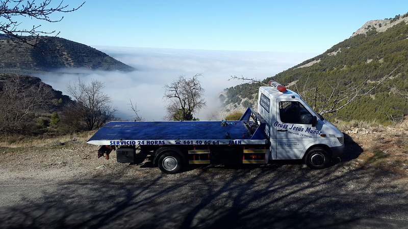 Gruas Jes&uacute;s Mu&ntilde;oz SL 14