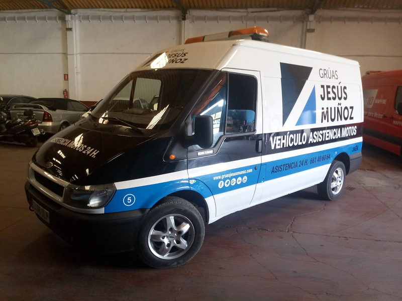 Gruas Jes&uacute;s Mu&ntilde;oz SL GRUAS PARA VEHICULOS