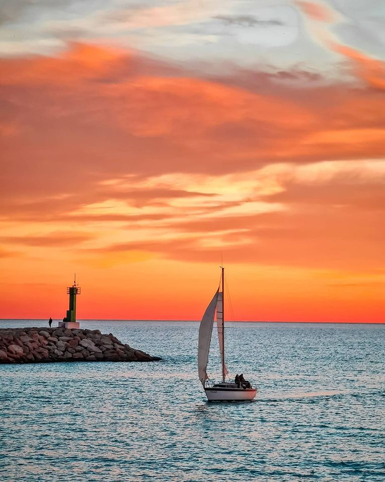 Inmo22 / Vhapartments.Com 25