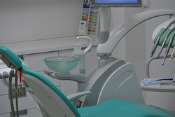 Clínica Dental Dr. Jesús García Merino CLINICAS DENTALES Clínica Dental Dr. Jesús García Merino CLINICAS DENTALES