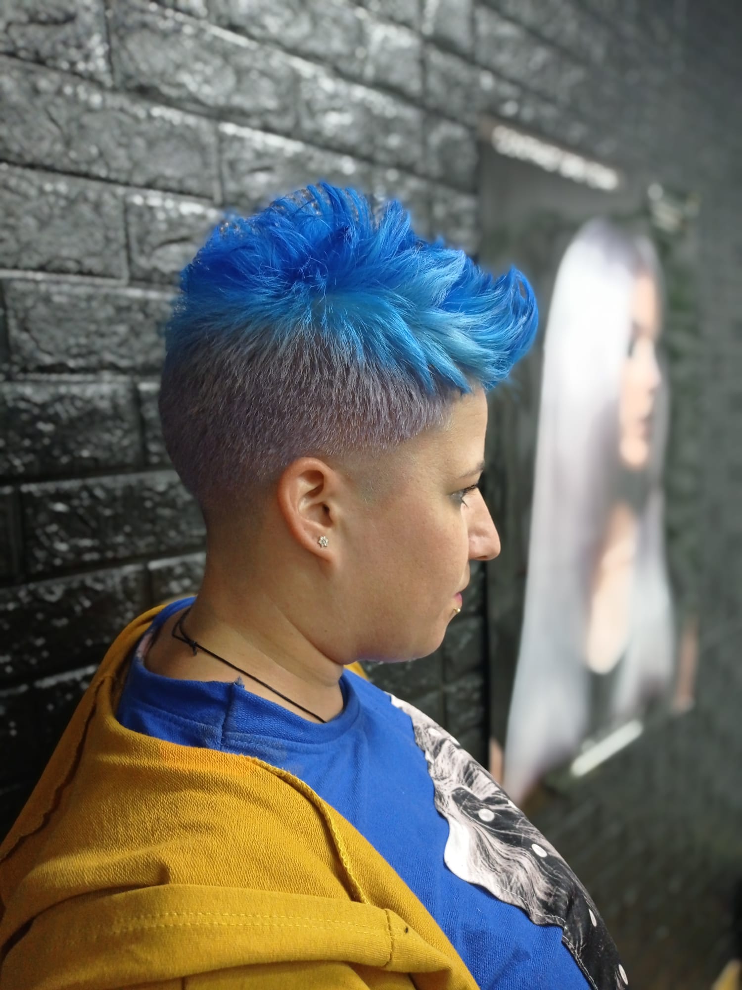 Peluquer&iacute;a y Barber&iacute;a Enredos 39