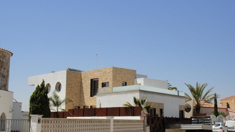 Tecno-Ferr&aacute;n S.L. 12