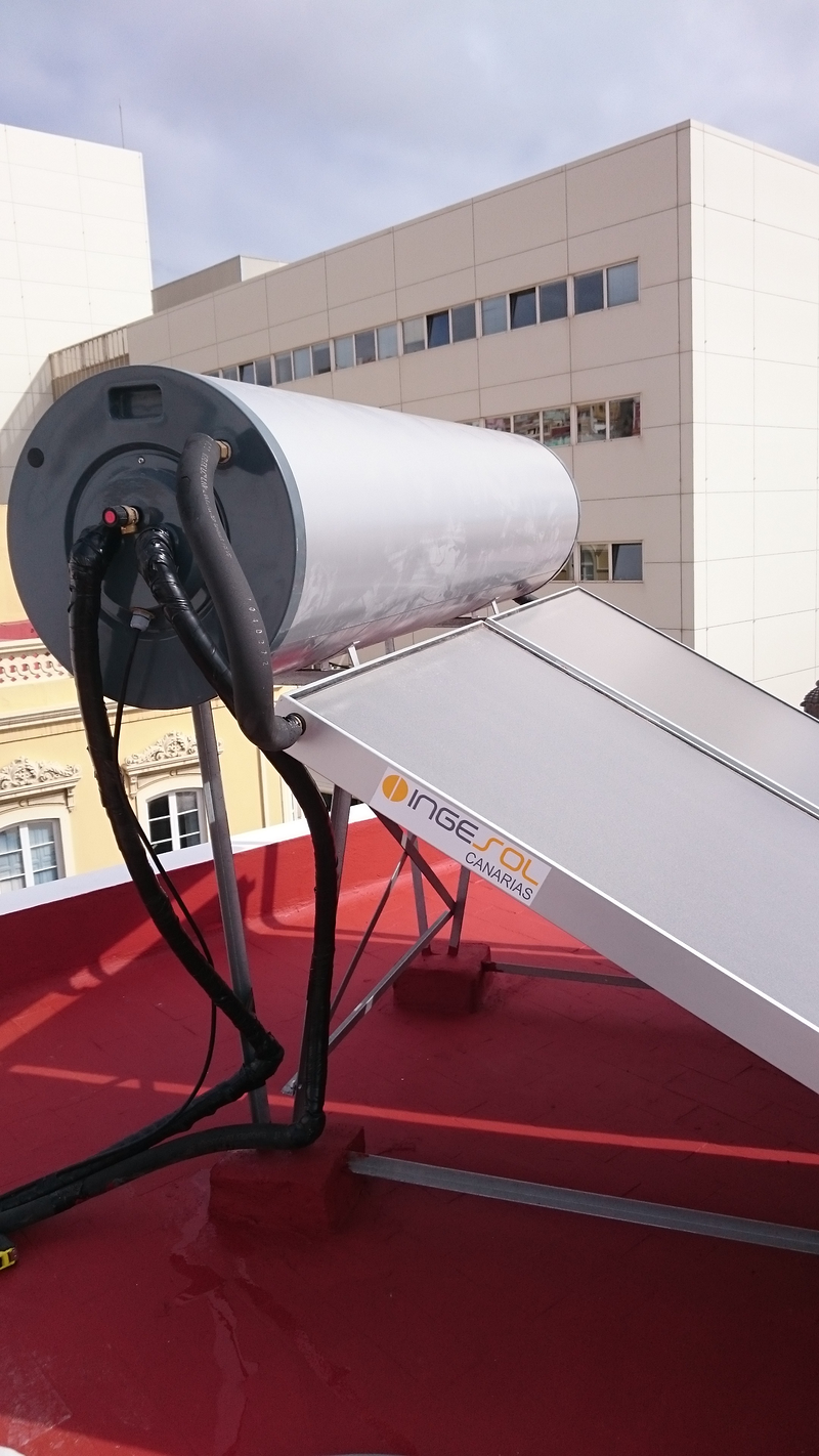 Instalaciones y Reformas Integrales J.R. Agundez y Lantero 9