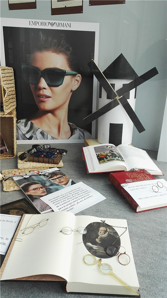 &Oacute;ptica Mir&oacute; Ribadeo 2