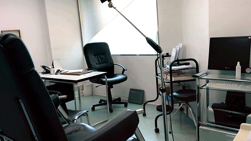 Instituto De Dermatolog&iacute;a Dr Santiago Bassas S.l. 2