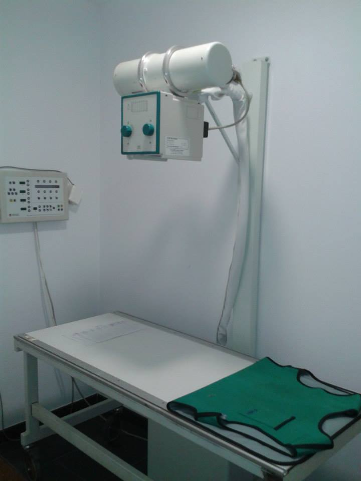 Cl&iacute;nica Veterinaria Pezu&ntilde;as CLINICAS VETERINARIAS
