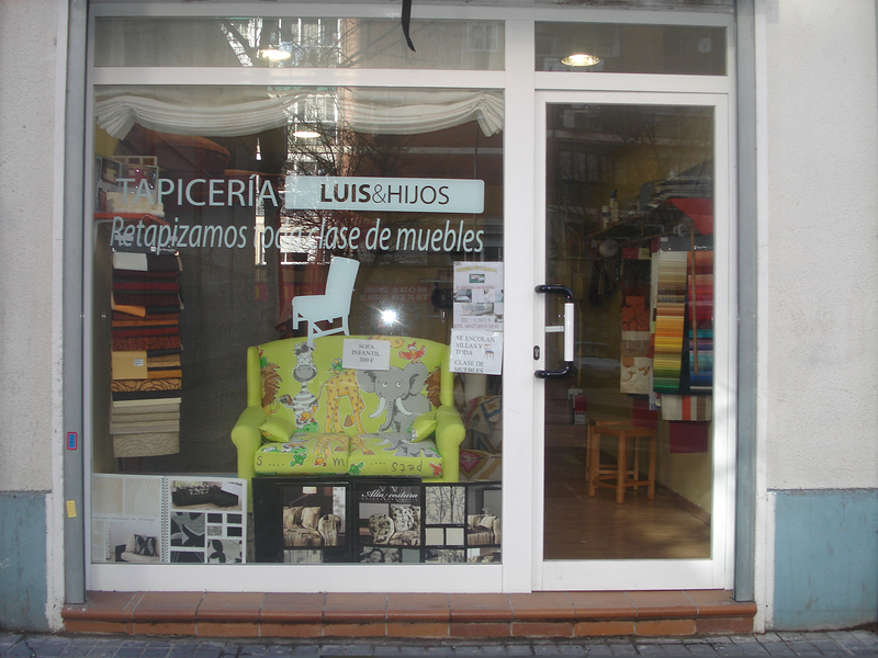 Luis E Hijos 2
