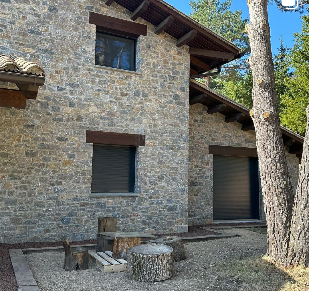 Cal Manubens CASAS RURALES: ALOJAMIENTO RURAL