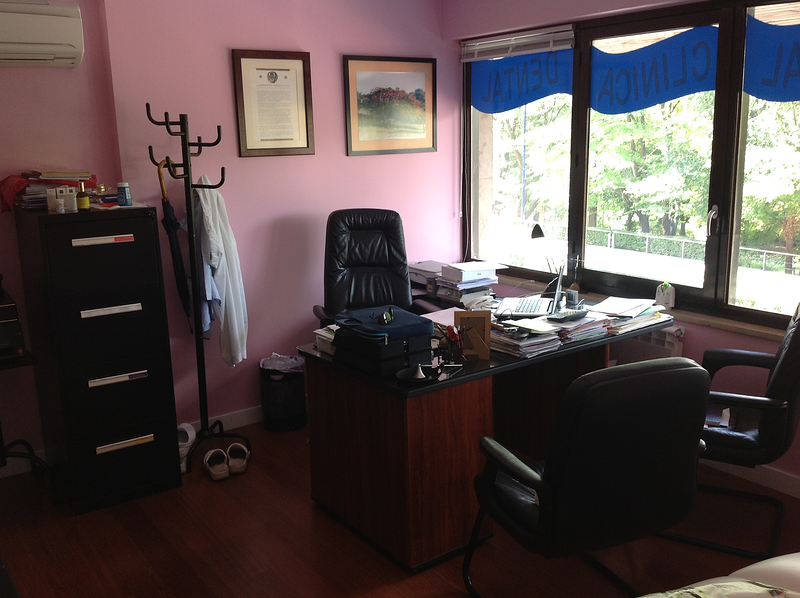 Cl&iacute;nica Dental Terr&oacute;n CLINICAS DENTALES