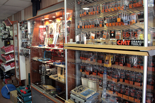 UTILLAJES AMORÓS - MAKROTOOLS 4