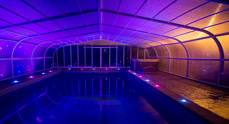 Cosmoveros Hotel Burbuja 5