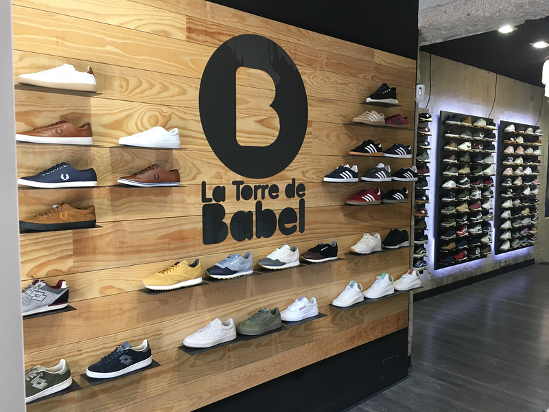 La Torre De Babel CALZADO DE SEÑORA Y CABALLERO: ESTABLECIMIENTOS