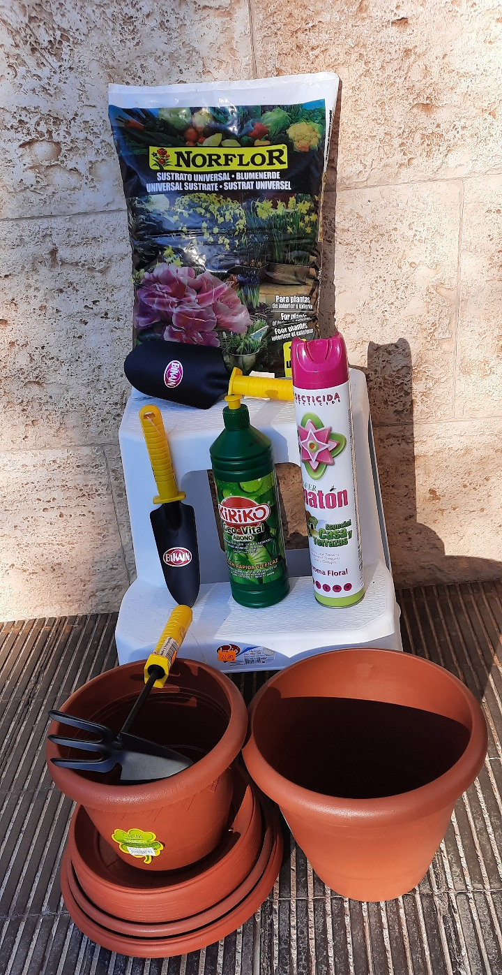 Ferreter&iacute;a Genov&eacute;s 12