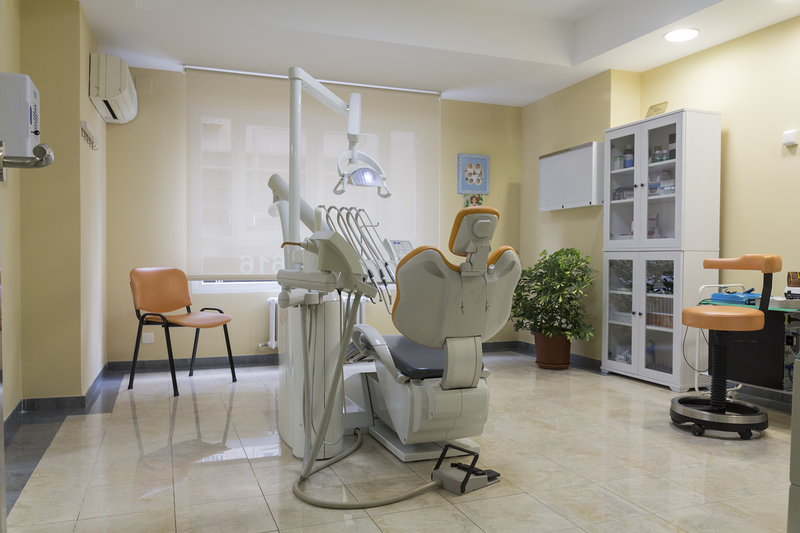 Clínica Dental y Prótesis David Romero Granada
