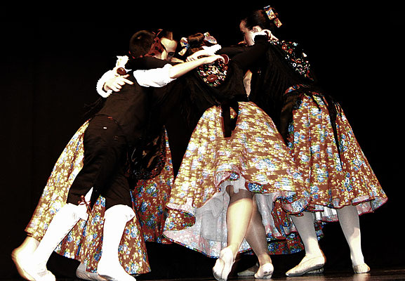 Escuela de Danza y Baile M.&ordf; Jes&uacute;s Albillo 3