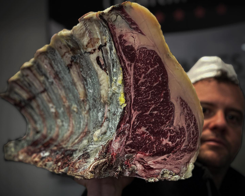 Carnicas Ria&ntilde;o León