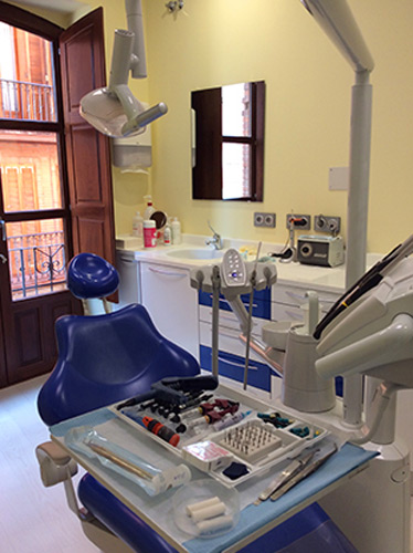 Cl&iacute;nica Dental Mar&iacute;a Luisa N&uacute;&ntilde;ez 2