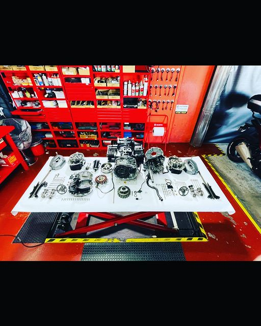 Roales Garaje TALLERES PARA MOTOCICLETAS