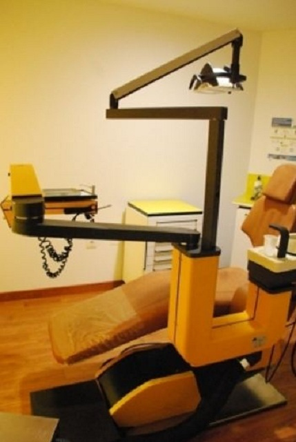 Cl&iacute;nica Dental Escobar & Garc&iacute;a, C.B. 8