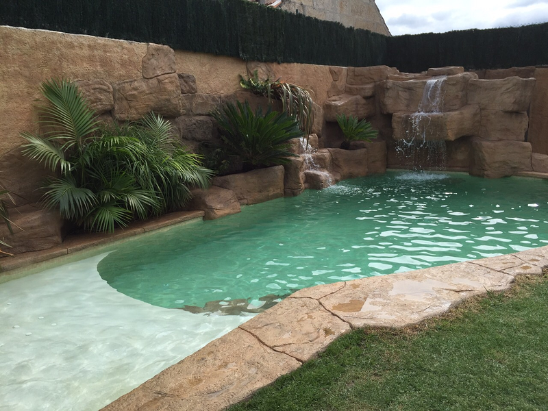 Piscinas e Industria PISCINAS: CONSTRUCCION Y MANTENIMIENTO