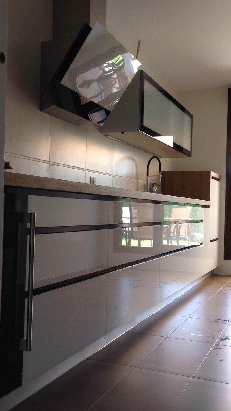 Enfer MUEBLES DE COCINA: ESTABLECIMIENTOS