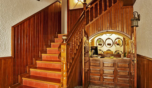 Hostal Orialde 9