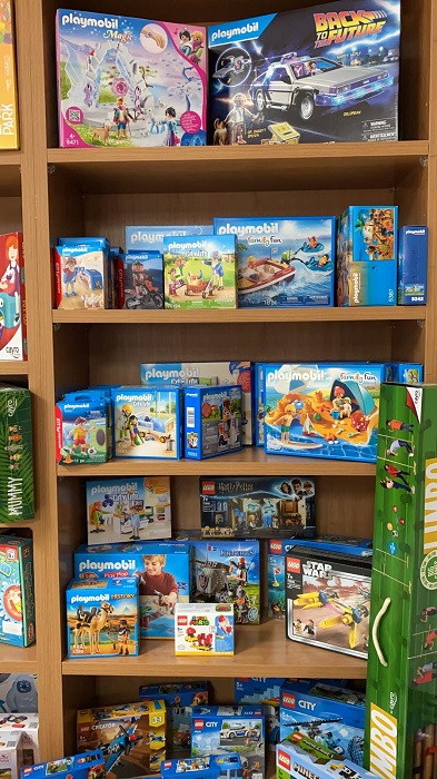 Librer&iacute;a Atl&aacute;ntida 17