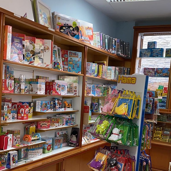 Librer&iacute;a Atl&aacute;ntida 2