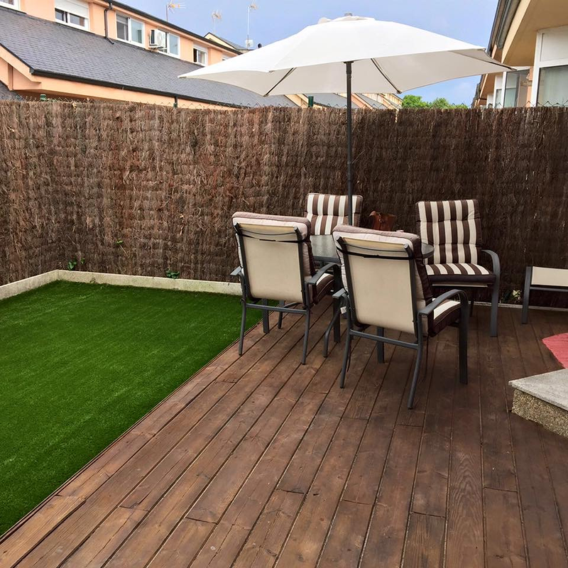 Cercis Jardiner&iacute;a 3