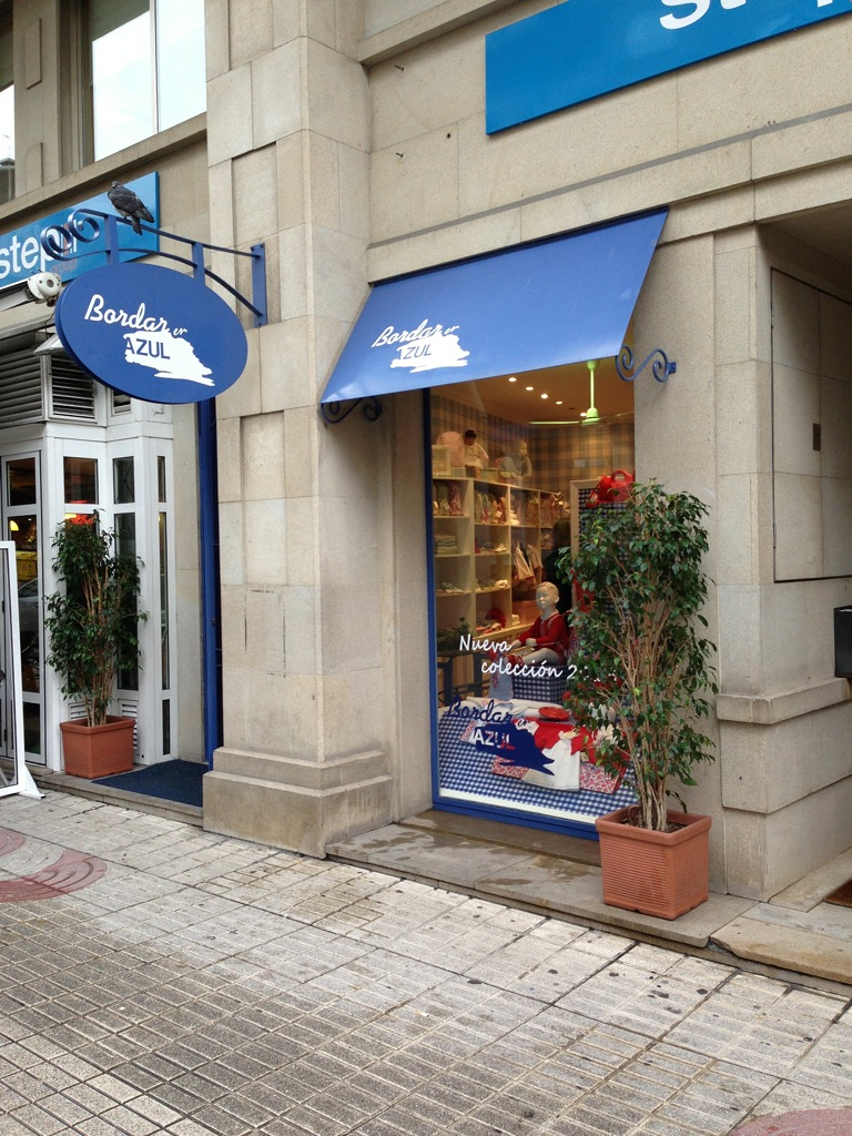Bordar En Azul BOUTIQUES INFANTILES