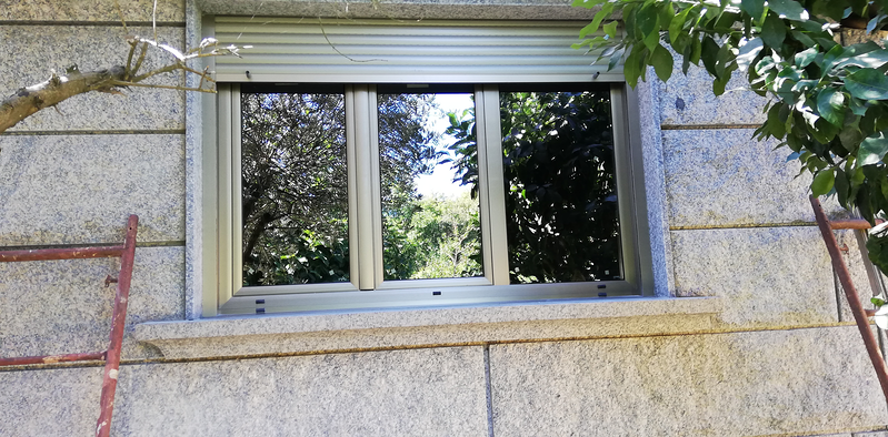 Aluminios Ventaport - Carpinter&iacute;a de Aluminio 23