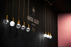 Miss Lilit ZAMORA Miss Lilit ZAMORA